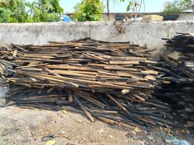 Fire Damage  Stock Of  Teak Wood  Sizes ( Maximum Quantity ) & Few  Pieces Of Logs
